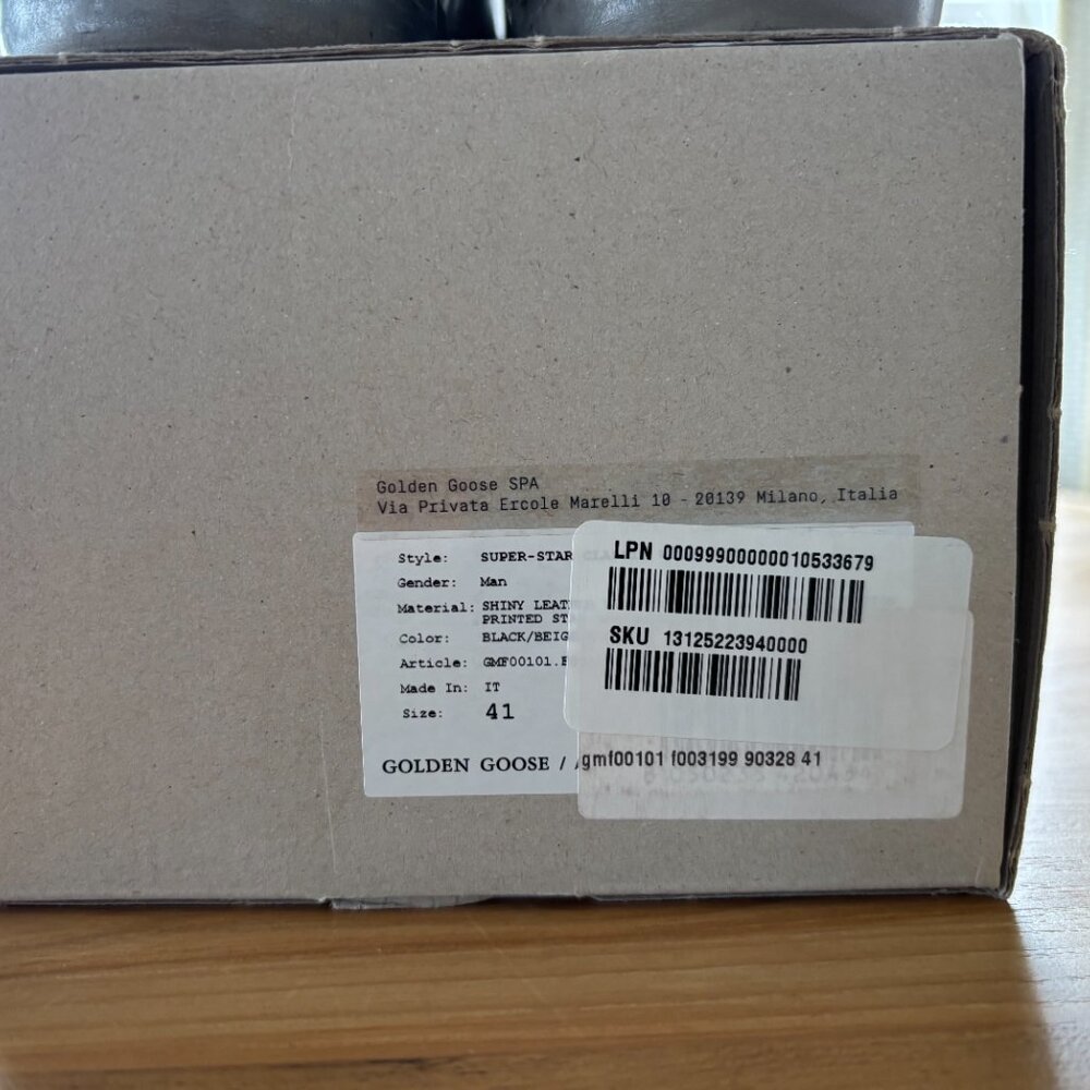 Golden Goose Super-Star sneakers White w/ Black accents size 41, great condition - Picture 8 of 8